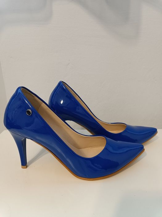 Chabrowe buty na obcasie rozmiar 36/37. Nowe.