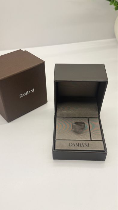 Оригінал коробка Damiani Даміані під колечко,обручку.