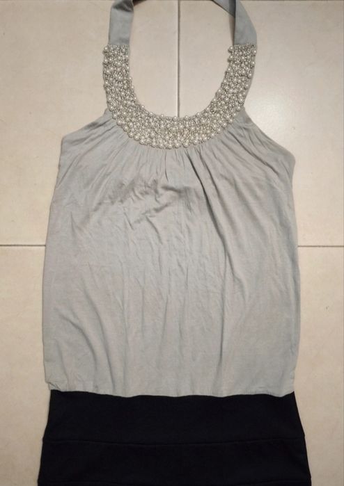 Vestido com pérolas da Blanco