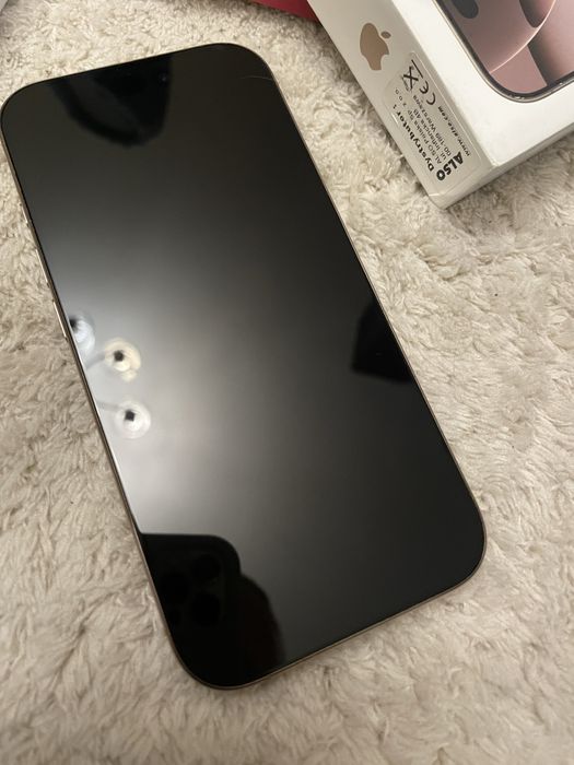 iPhone 16 pro 256 GB Bateria 95%