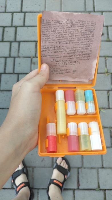 Аптечка индивидуальная АИ 2 почти фул комплект  только шприца нету