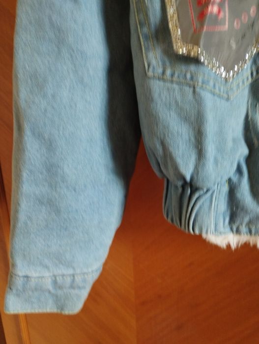 Джинсова куртка утеплена