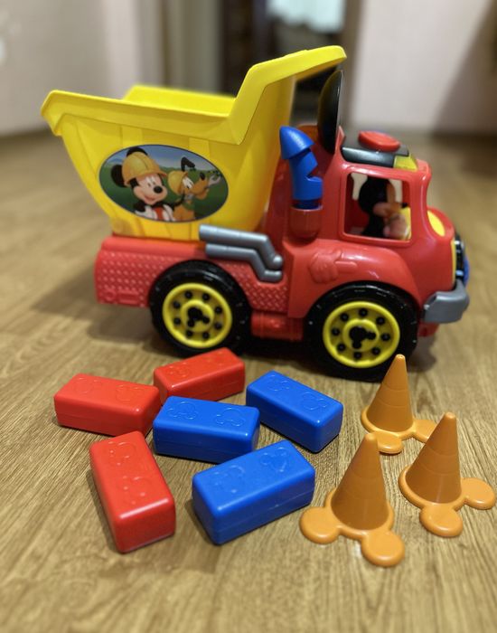 Вантажівка Mickey Mouse