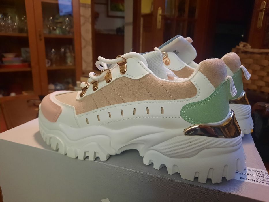 Vendo Sapatilhas Gucci (Novas)