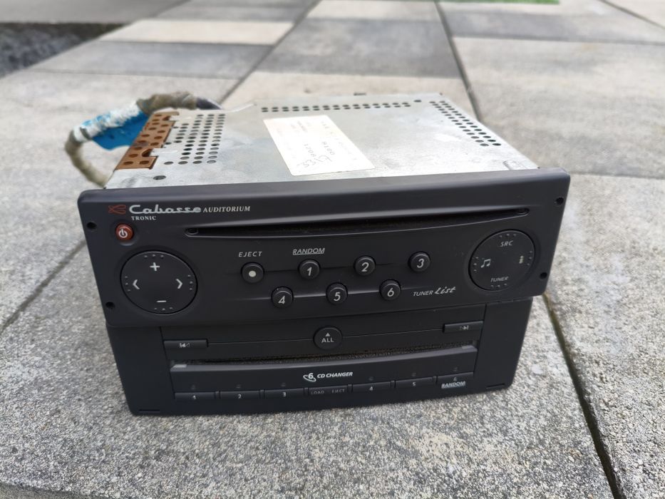 Radio radioodtwarzacz CD changer zmieniarka Cabasse Auditorium Tronic Laguna 2 Trafic