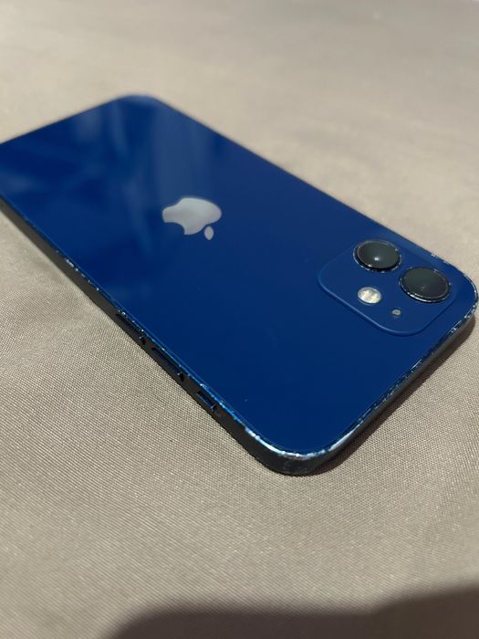 Iphone 12 87% baterii