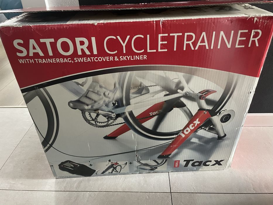 Trenażer tacx satori zestaw z opona