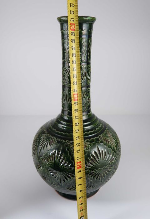Jarra Modernista em barro policromado - 31.5 cm