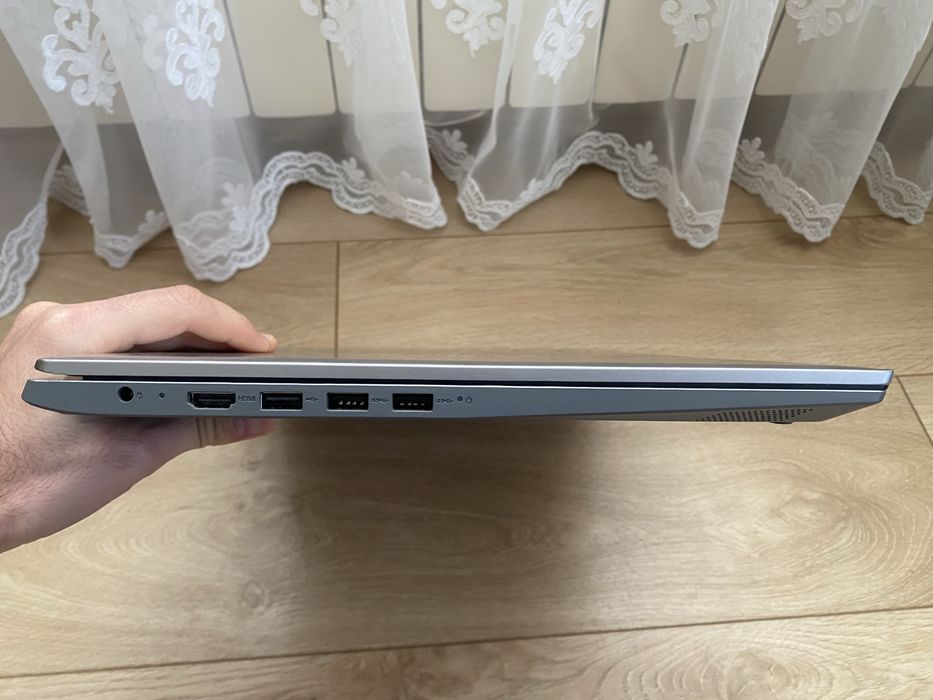 Ноутбук Lenovo IdeaPad 3 17ADA05(Ryzen 3 3250 4x2,6GHz, 4gb, SSD 256gb