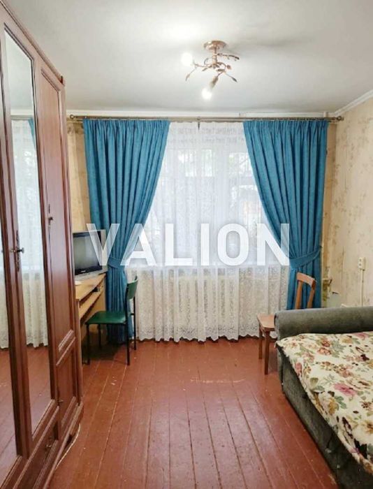 Без% Продам 1ну кімнату 18м2 в  гуртожитку, О.Тихого 18/20  метро Шулявська