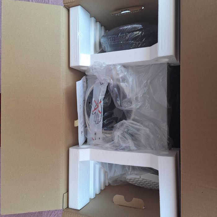 Витяжка ELECTROLUX LFG525S(нова)