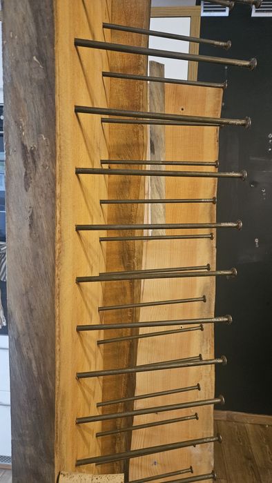 Na wino półki, stojak, drewniane i zabezpieczone impregnat.