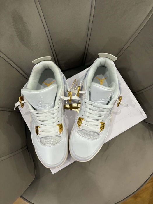 buty jordan 4 gold metalic