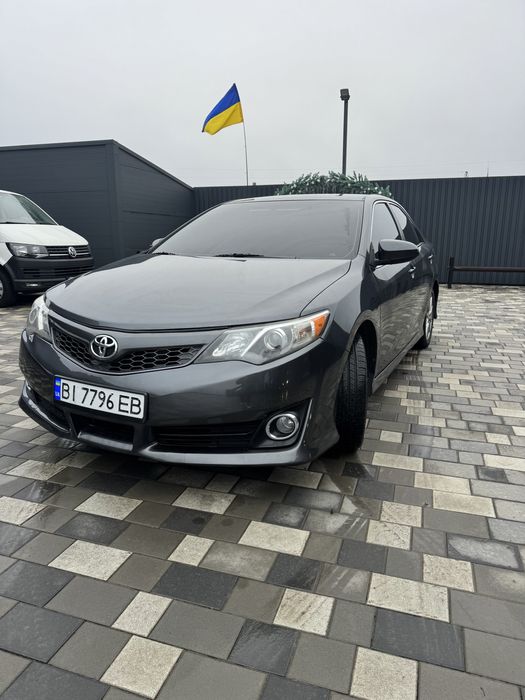 Toyota Camry 2012
