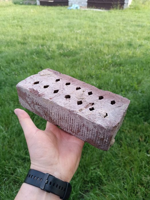 Cegła pełna czerwona 25x12x6