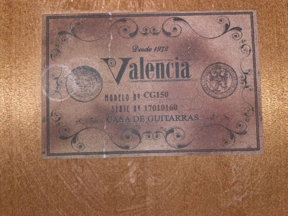 Viola valencia em bom estado