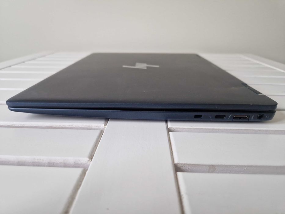 2022 HP Elite Dragonfly G3 13.5" i7-1265U / 32 RAM / 512 SSD - 13 АКБ