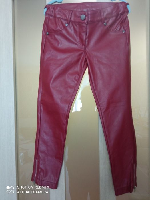 Штанці для дівчинки нові