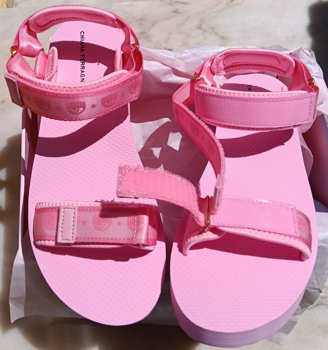 Sandálias Chiara Ferragni Original com Dust Bag, Novas, PVP + 100€