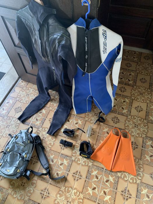 Fatos Surf / Bodyboard RIP CURL (MS e MT) + Pés de Pato KPALOA (M) + Acessórios