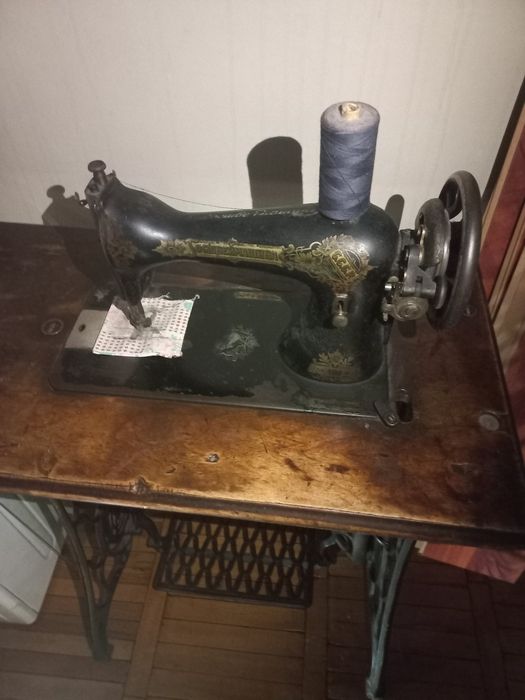 Швейна машинка раритет