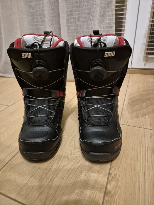 Damskie buty snowboardowe Northwave r. 37.5