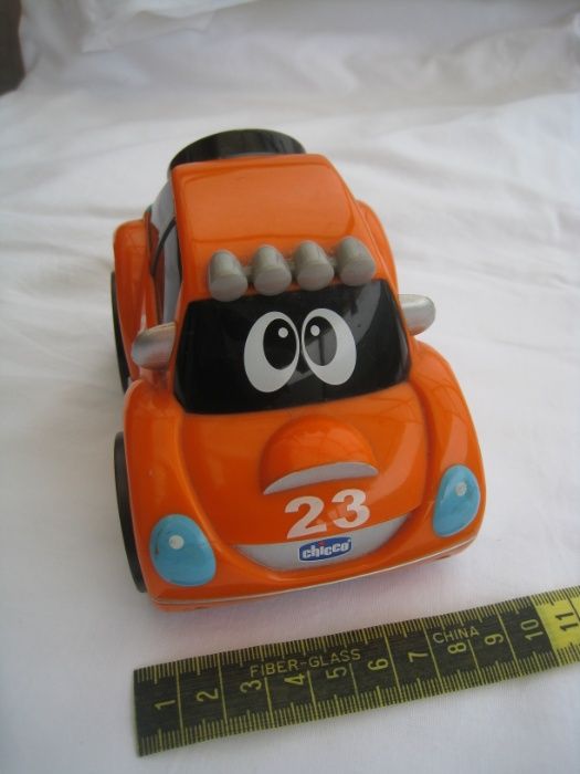 Carro de brincar da Chicco429701041320765442