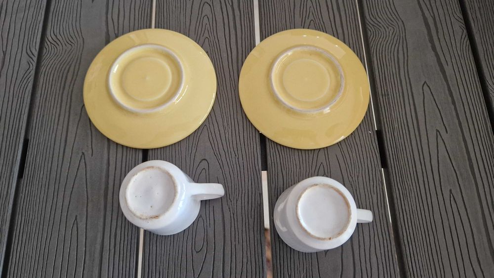 Conjunto 2 chavenas e 2 pires de café