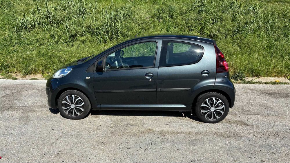 Peugeot 107/2013 pouco rodado foto 2