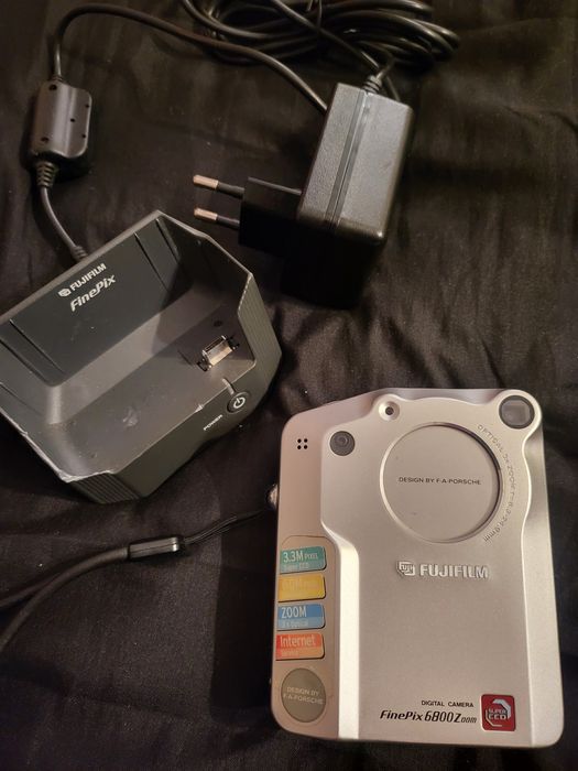 Aparat kamera fujifilm 6800  finepix komplet