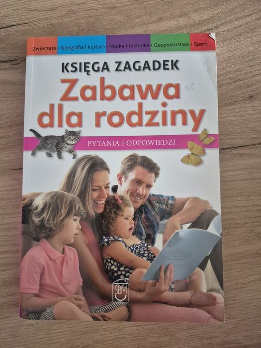 Księga zagadek zabawa dla rodziny