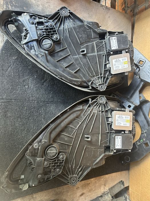 Фара на Porsche Macan. Європа PDLS. НАЯВНІСТЬ!