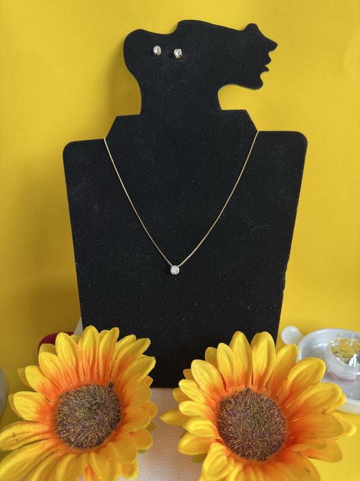 Colar ponto de liz pedra de zirconia folheado ouro semijoia