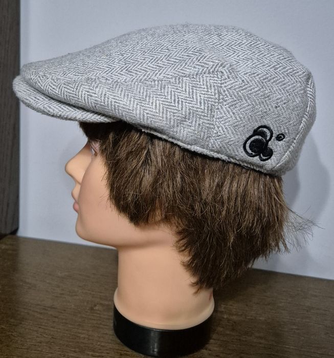 AMBIGUOUS roz. S/M kaszkiet wełniany w super stanie