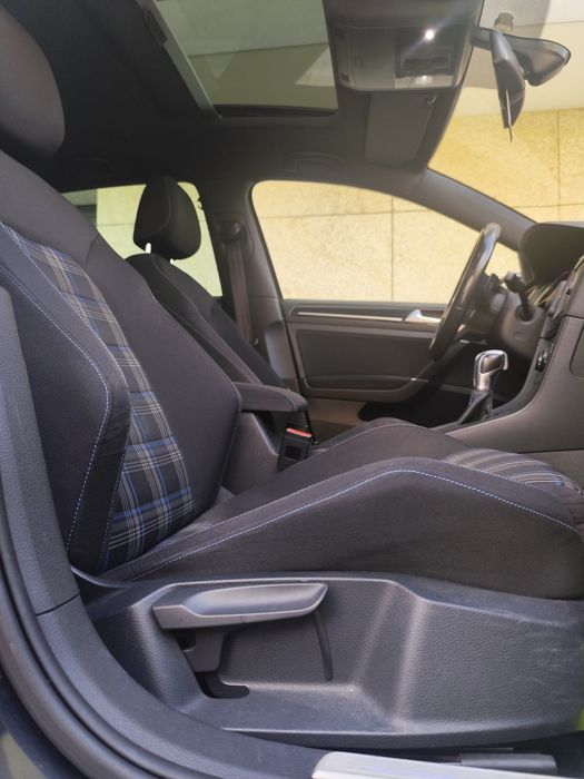 VW golf GTE 2016