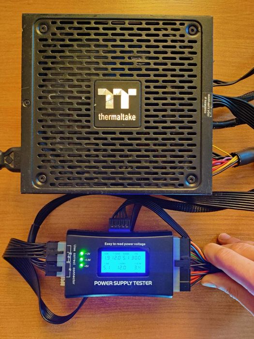 Thermaltake Toughpower GF 650W Gold на пломбе, модульный БП