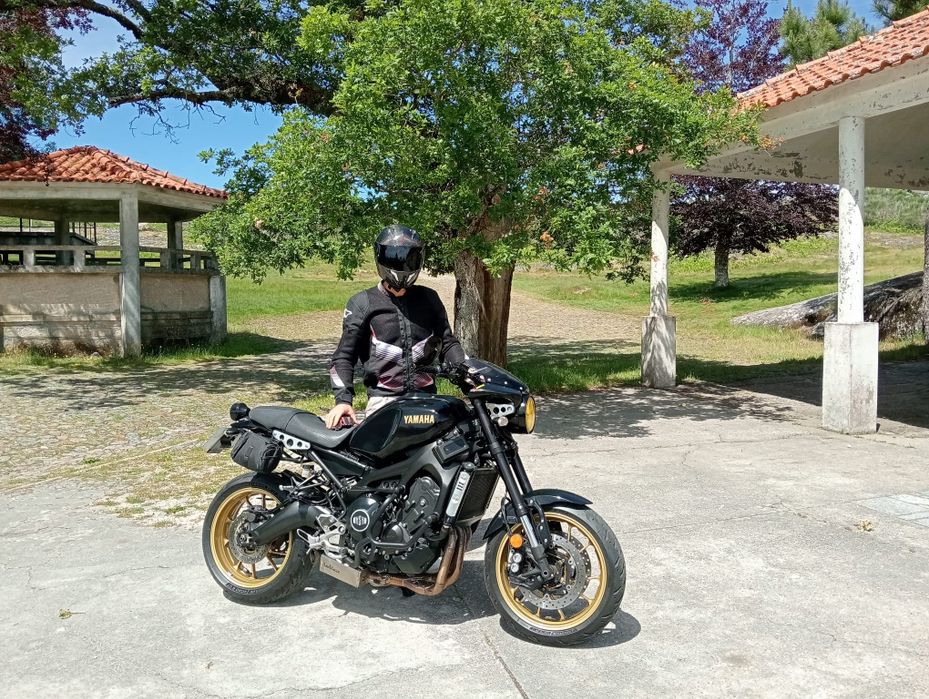Yamaha Xsr900 em excelente estado (troco por KTM adventure,África Twin, multistrada ou tracer)