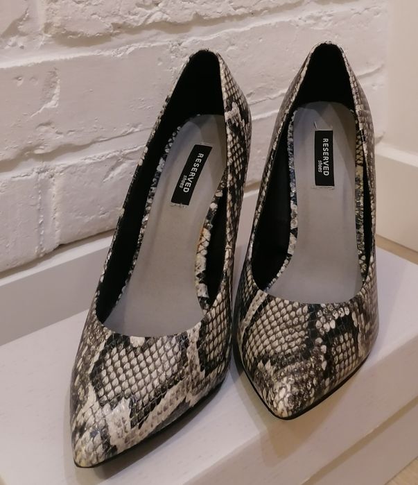 buty na obcasie Reserved