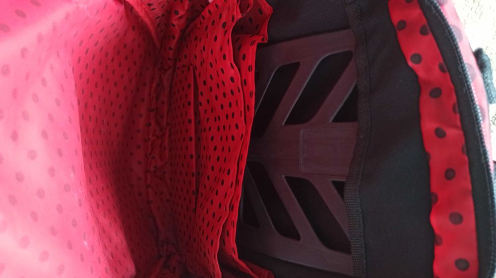 Plecak szkolny z trzema przegródkami