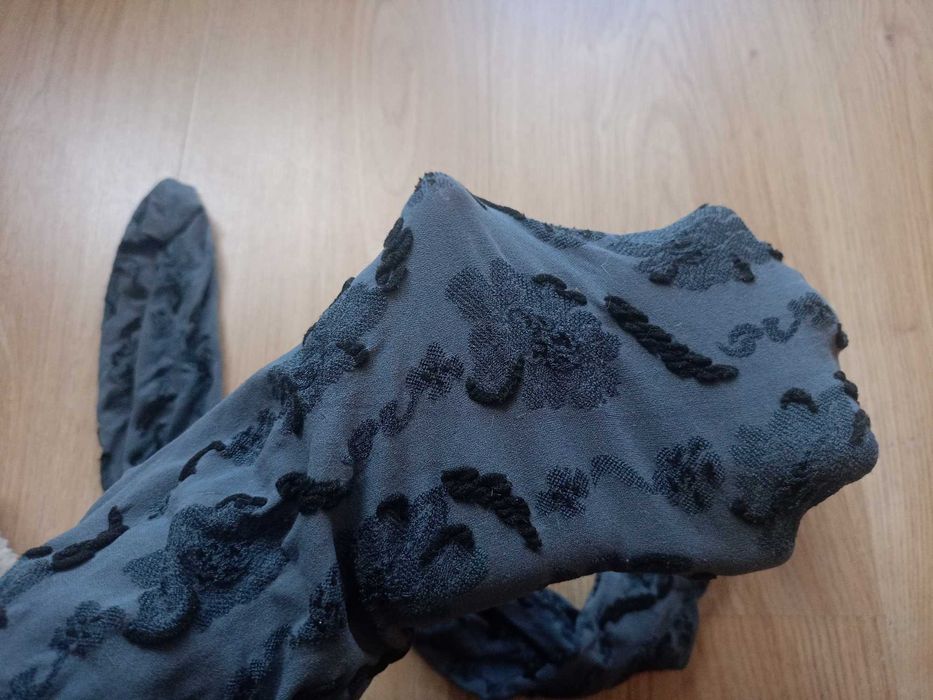 Zestaw cienkich rajstopek na 8-10 lat