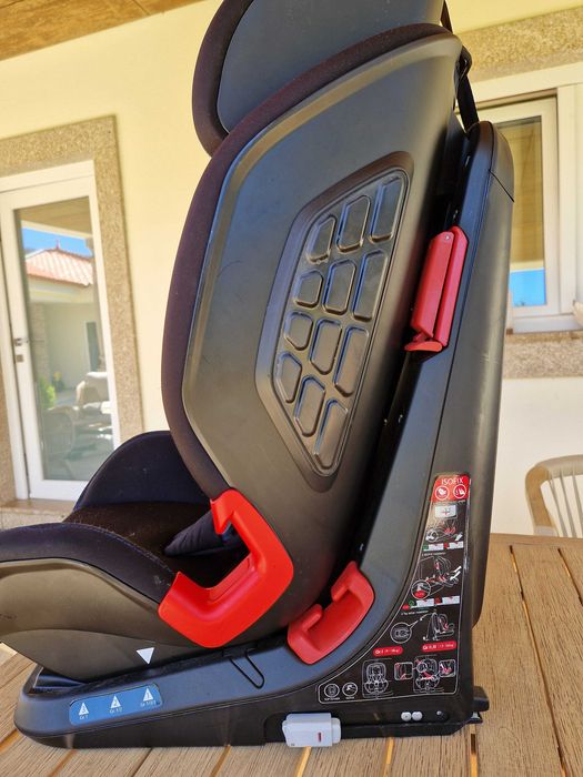 Cadeira auto Chicco Akita Fix Air - ISOFIX, 9-36 kg