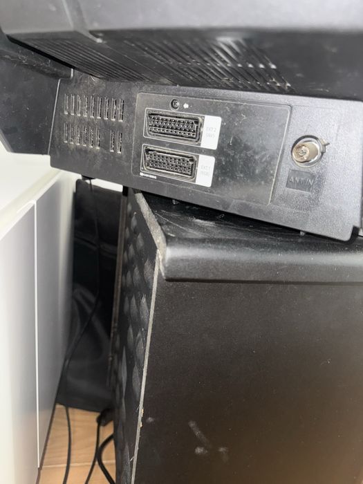 CRT retro 21” Samsung CW-21Z423N