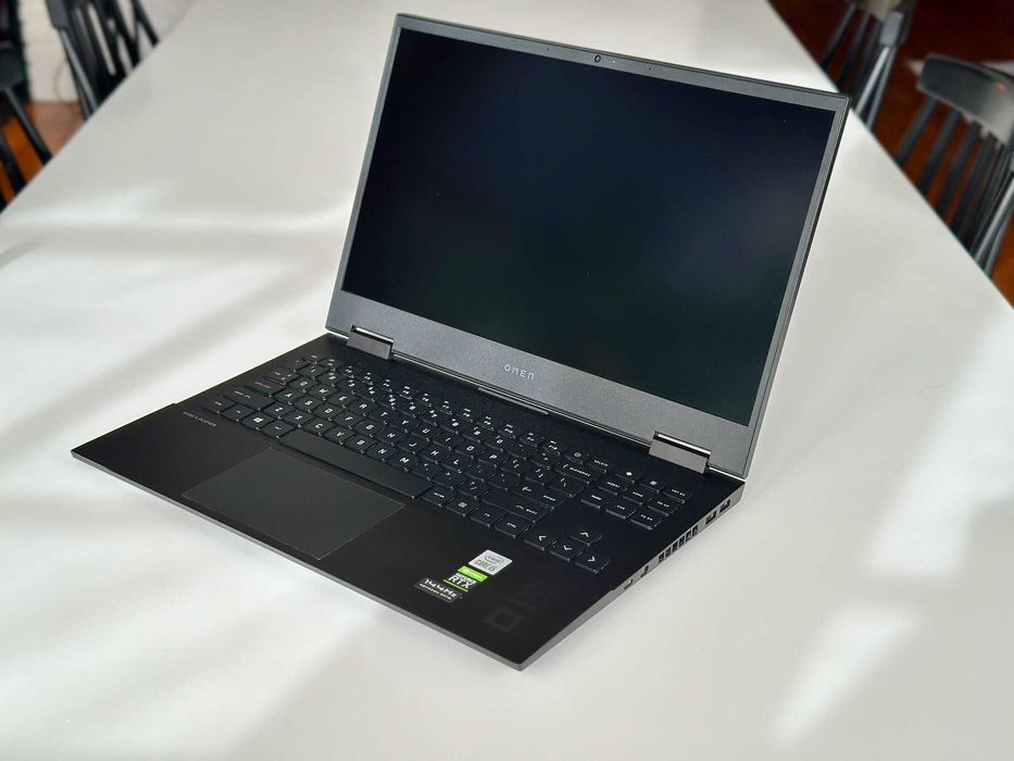 Laptop Gamingowy HP OMEN 15 - 40 GB RAM / SSD 1,5 TB / 144 Hz / RTX 2060 6 GB