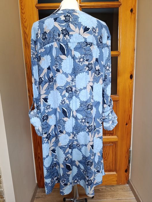 Długa wiskozowa bluzka koszulowa r.46/48/50  flora print.