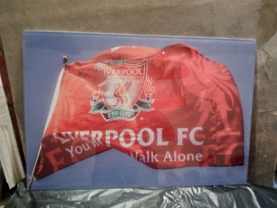 Флаг футбольного клуба Ливерпуль