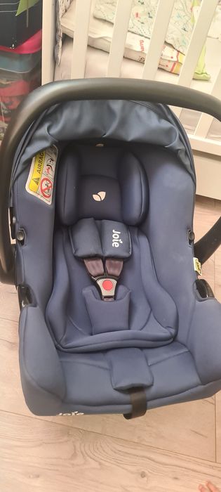 Fotelik joli 0-13 plus baza 450