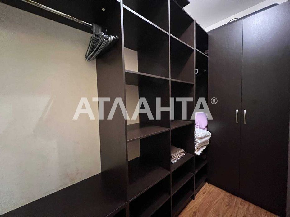 ЖК «1 Жемчужина»: квартира з меблями, технікою та паркінгом