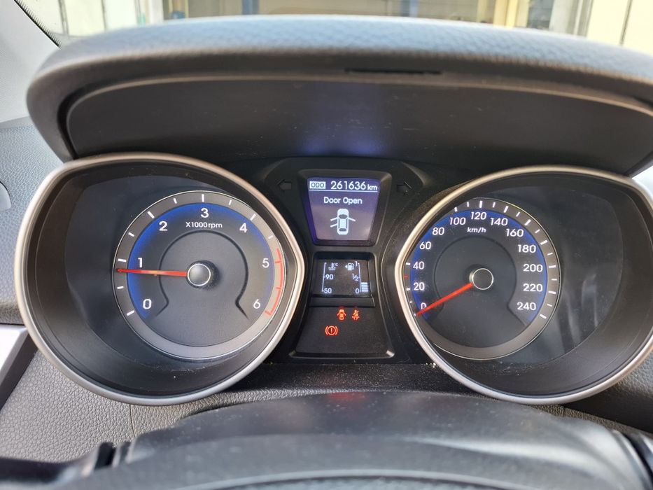 Hyundai  i30  1.6 crdi 110km