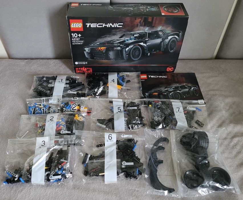 Lego Technic 42127, Batman - Batmobil