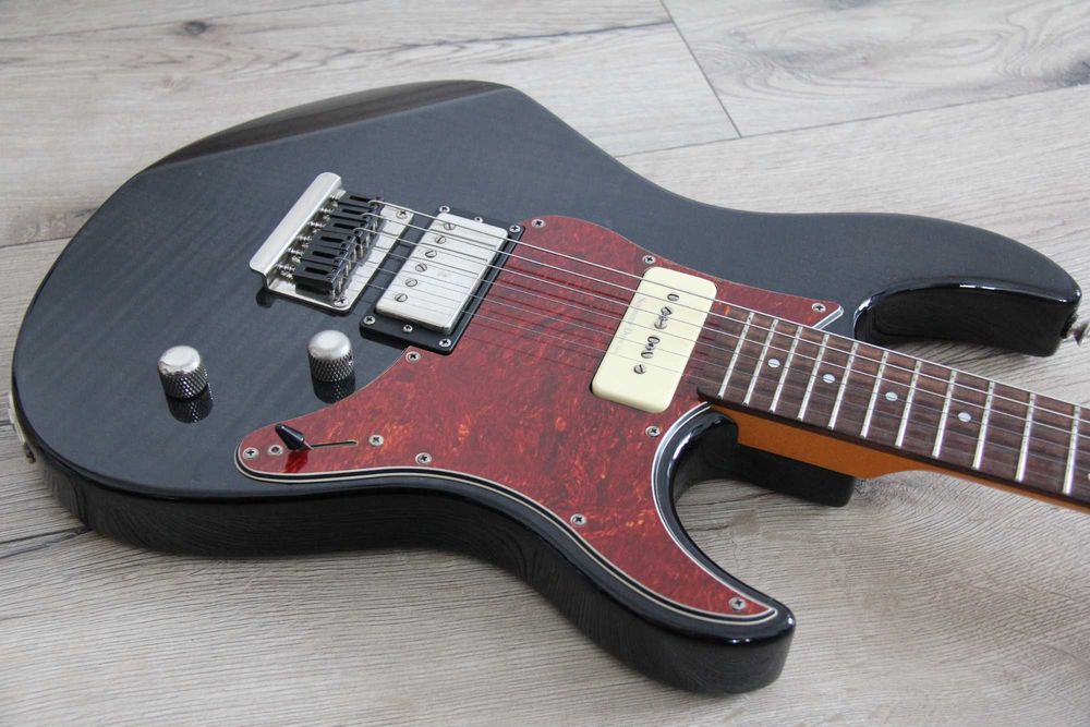 Yamaha Pacifica 611HFM